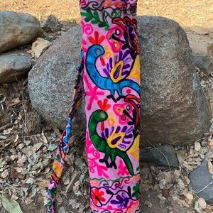 Yoga mat big from India with zipper enclosure.